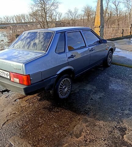 Сірий ВАЗ 21099, об'ємом двигуна 1.6 л та пробігом 182 тис. км за 2600 $, фото 2 на Automoto.ua