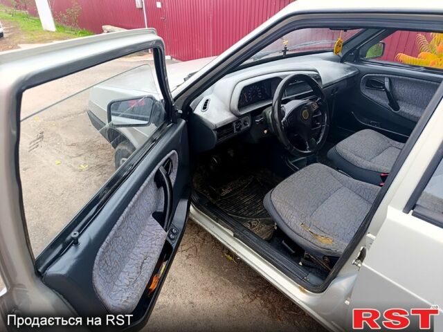 ВАЗ 21099 2008 у Мироновке на Automoto.ua Сірий ВАЗ 21099, об'ємом двигуна 1.6 л та пробігом 287 тис. км за 1299 $, фото 1 на Automoto.ua