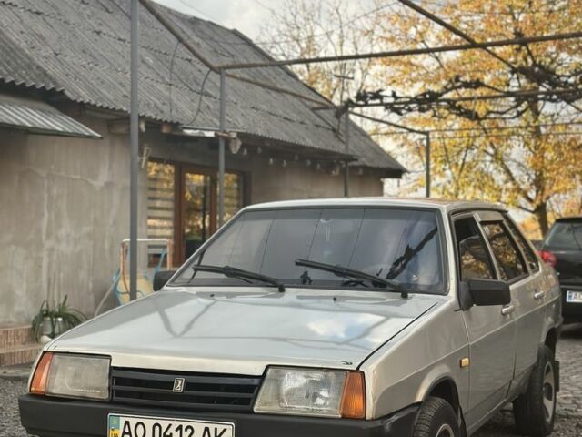 ВАЗ 21099 2008 в Хусте на Automoto.ua Серый ВАЗ 21099, объемом двигателя 0 л и пробегом 150 тыс. км за 1200 $, фото 2 на Automoto.ua