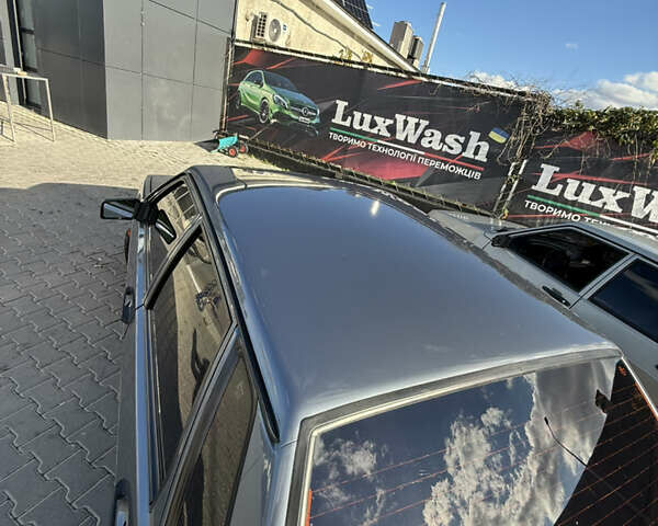 Сірий ВАЗ 21099, об'ємом двигуна 1.6 л та пробігом 115 тис. км за 2800 $, фото 27 на Automoto.ua