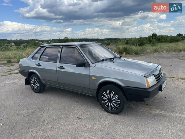 Серый ВАЗ 21099, объемом двигателя 1.6 л и пробегом 283 тыс. км за 2100 $, фото 5 на Automoto.ua