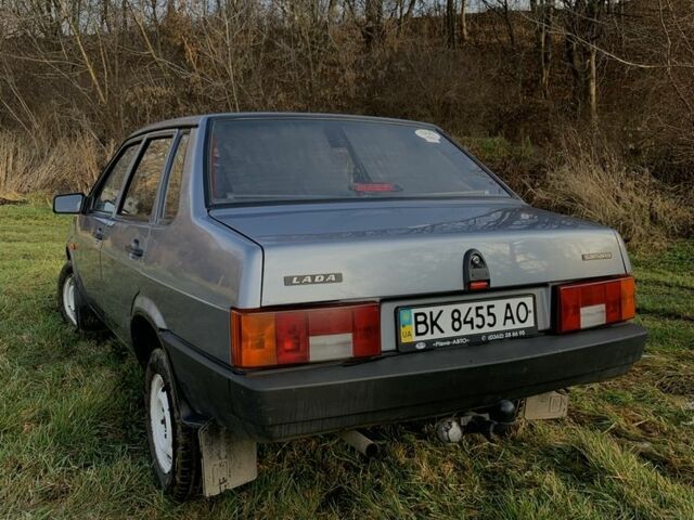 Серый ВАЗ 21099, объемом двигателя 1.6 л и пробегом 30 тыс. км за 3100 $, фото 2 на Automoto.ua