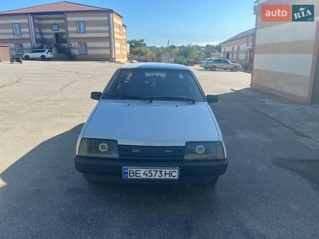 Серый ВАЗ 21099, объемом двигателя 1.6 л и пробегом 184 тыс. км за 2900 $, фото 1 на Automoto.ua