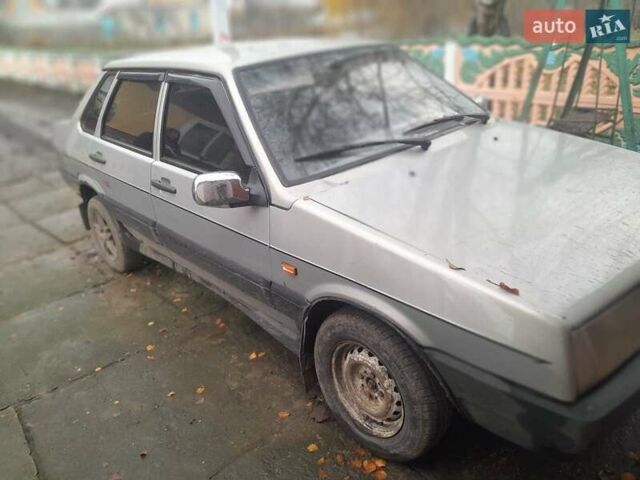 Серый ВАЗ 21099, объемом двигателя 1.6 л и пробегом 249 тыс. км за 850 $, фото 3 на Automoto.ua