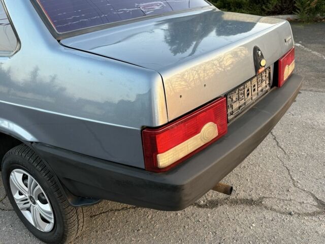 Серый ВАЗ 21099, объемом двигателя 1.6 л и пробегом 200 тыс. км за 1799 $, фото 3 на Automoto.ua