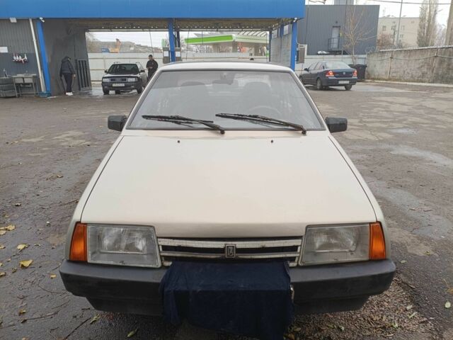 Серый ВАЗ 21099, объемом двигателя 1.6 л и пробегом 280 тыс. км за 2000 $, фото 4 на Automoto.ua