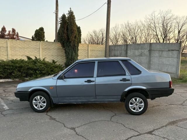 Серый ВАЗ 21099, объемом двигателя 1.6 л и пробегом 200 тыс. км за 1799 $, фото 1 на Automoto.ua