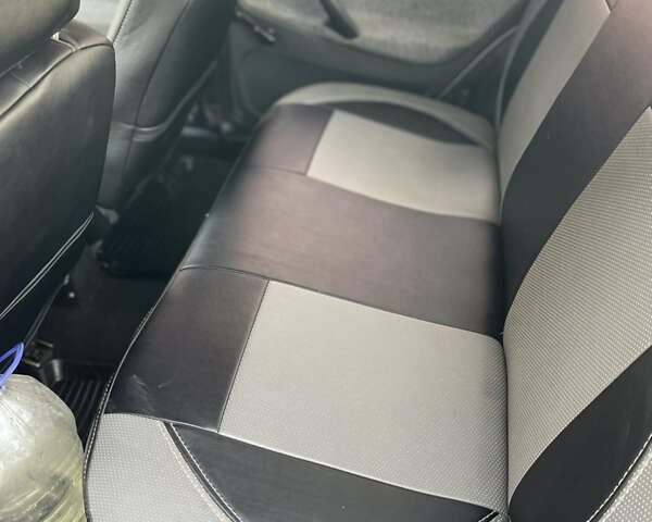 Серый ВАЗ 21099, объемом двигателя 1.6 л и пробегом 120 тыс. км за 2750 $, фото 4 на Automoto.ua