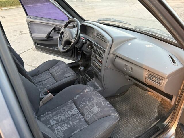 Серый ВАЗ 21099, объемом двигателя 1.6 л и пробегом 200 тыс. км за 1799 $, фото 10 на Automoto.ua