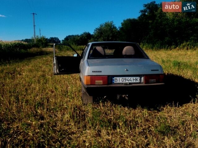Серый ВАЗ 21099, объемом двигателя 1.6 л и пробегом 287 тыс. км за 950 $, фото 1 на Automoto.ua