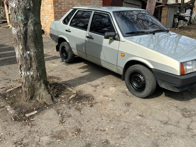 Серый ВАЗ 21099, объемом двигателя 1.6 л и пробегом 245 тыс. км за 1850 $, фото 4 на Automoto.ua
