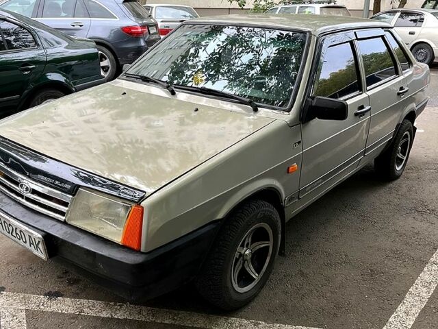 Серый ВАЗ 21099, объемом двигателя 1.6 л и пробегом 164 тыс. км за 2350 $, фото 2 на Automoto.ua