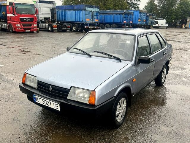 Серый ВАЗ 21099, объемом двигателя 1.6 л и пробегом 323 тыс. км за 1450 $, фото 1 на Automoto.ua