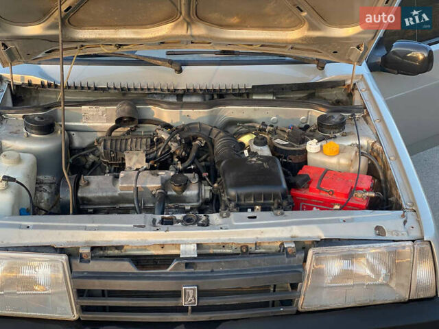 Серый ВАЗ 21099, объемом двигателя 1.6 л и пробегом 145 тыс. км за 2150 $, фото 15 на Automoto.ua