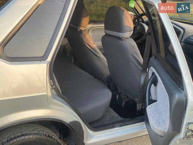 Серый ВАЗ 21099, объемом двигателя 1.6 л и пробегом 145 тыс. км за 2150 $, фото 5 на Automoto.ua