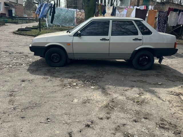 Серый ВАЗ 21099, объемом двигателя 1.6 л и пробегом 245 тыс. км за 1850 $, фото 2 на Automoto.ua