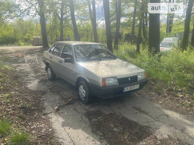 Сірий ВАЗ 21099, об'ємом двигуна 1.6 л та пробігом 150 тис. км за 1550 $, фото 6 на Automoto.ua