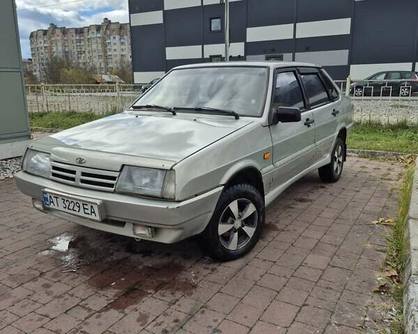 ВАЗ 21099 2008 у Калуше на Automoto.ua Сірий ВАЗ 21099, об'ємом двигуна 1.6 л та пробігом 191 тис. км за 2200 $, фото 3 на Automoto.ua