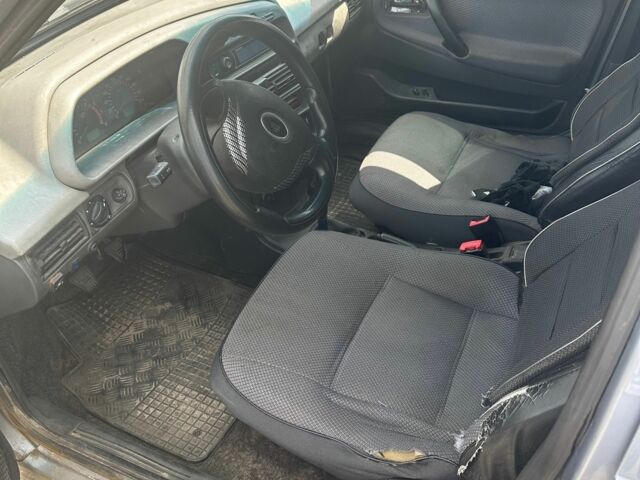 Серый ВАЗ 21099, объемом двигателя 1.6 л и пробегом 100 тыс. км за 738 $, фото 7 на Automoto.ua