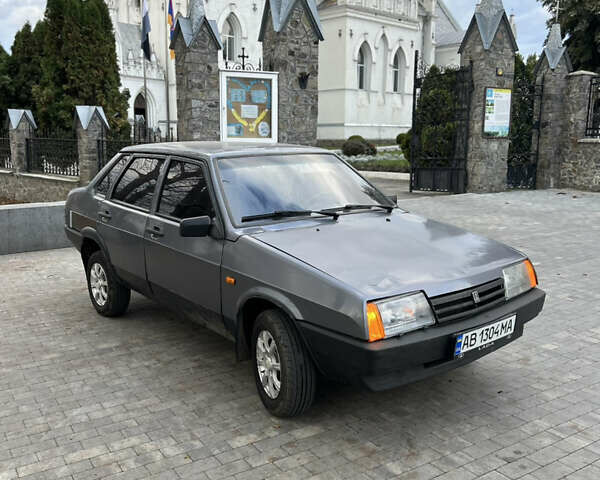 ВАЗ 21099 2008 в Бару на Automoto.ua Серый ВАЗ 21099, объемом двигателя 1.6 л и пробегом 222 тыс. км за 1100 $, фото 2 на Automoto.ua