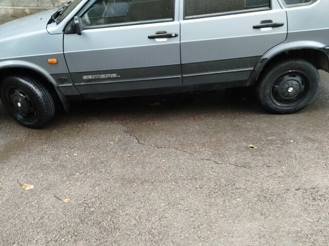 Серый ВАЗ 21099, объемом двигателя 1.6 л и пробегом 210 тыс. км за 2150 $, фото 6 на Automoto.ua