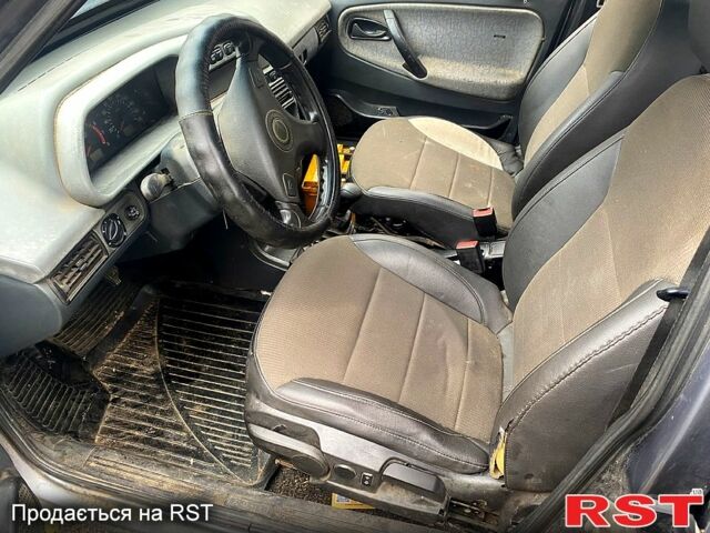 ВАЗ 21099 2008 у Вознесенске на Automoto.ua Сірий ВАЗ 21099, об'ємом двигуна 1.6 л та пробігом 200 тис. км за 900 $, фото 4 на Automoto.ua