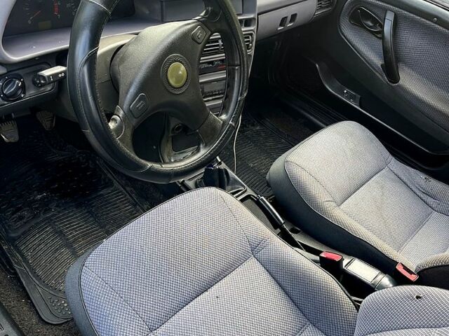 Серый ВАЗ 21099, объемом двигателя 1.6 л и пробегом 323 тыс. км за 1450 $, фото 4 на Automoto.ua