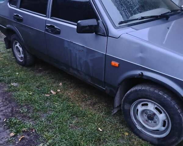 Серый ВАЗ 21099, объемом двигателя 1.6 л и пробегом 190 тыс. км за 1100 $, фото 6 на Automoto.ua