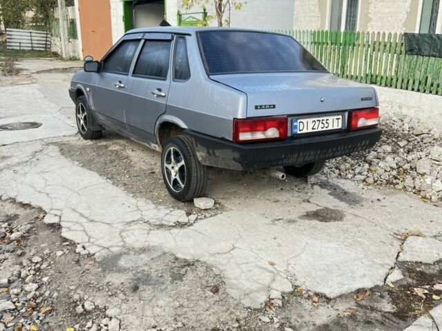 Серый ВАЗ 21099, объемом двигателя 1.6 л и пробегом 184 тыс. км за 1700 $, фото 2 на Automoto.ua