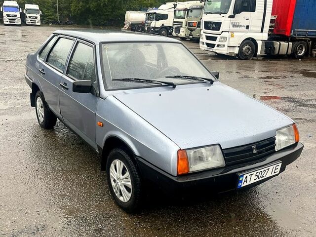 Серый ВАЗ 21099, объемом двигателя 1.6 л и пробегом 323 тыс. км за 1450 $, фото 2 на Automoto.ua