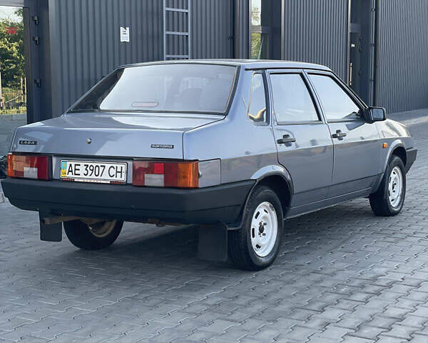 Серый ВАЗ 21099, объемом двигателя 1.6 л и пробегом 32 тыс. км за 3600 $, фото 4 на Automoto.ua