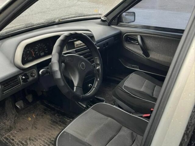 ВАЗ 21099 2008 в Белополье на Automoto.ua Серый ВАЗ 21099, объемом двигателя 1.6 л и пробегом 180 тыс. км за 1900 $, фото 3 на Automoto.ua