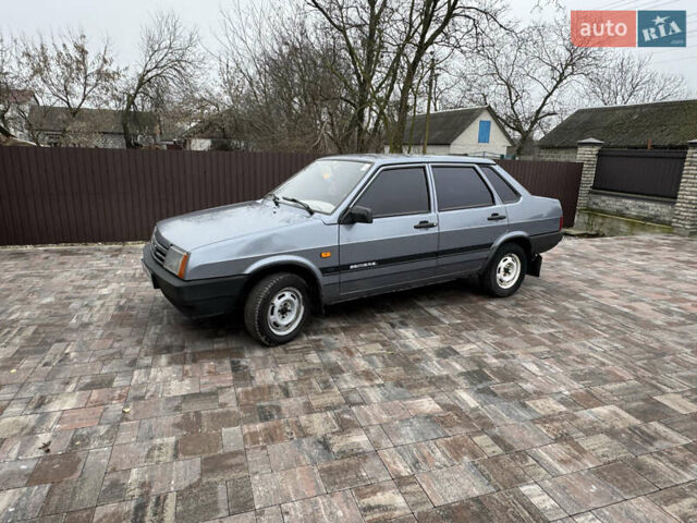 Серый ВАЗ 21099, объемом двигателя 1.6 л и пробегом 169 тыс. км за 2500 $, фото 4 на Automoto.ua