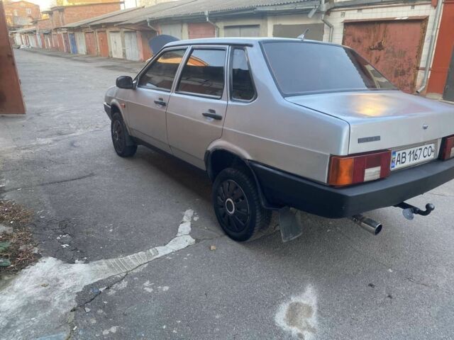 Серый ВАЗ 21099, объемом двигателя 1.6 л и пробегом 270 тыс. км за 1400 $, фото 8 на Automoto.ua