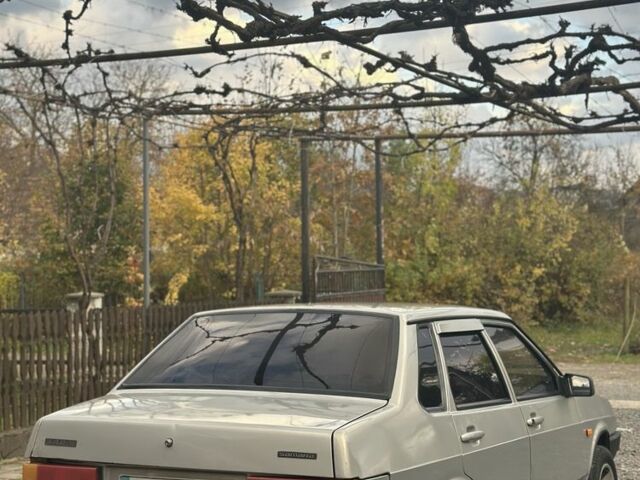 ВАЗ 21099 2008 в Хусте на Automoto.ua Серый ВАЗ 21099, объемом двигателя 0 л и пробегом 150 тыс. км за 1200 $, фото 5 на Automoto.ua