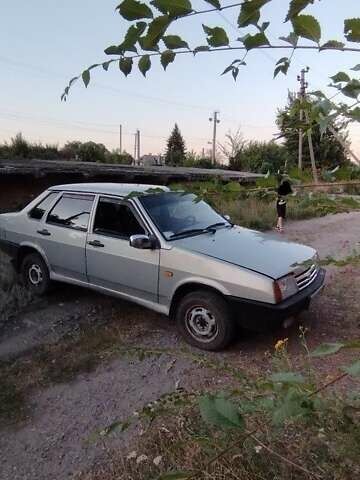 Серый ВАЗ 21099, объемом двигателя 1.5 л и пробегом 84 тыс. км за 2800 $, фото 1 на Automoto.ua