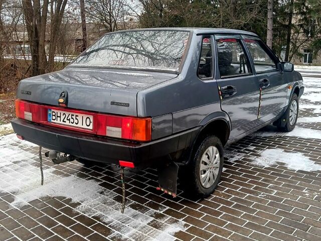 Серый ВАЗ 21099, объемом двигателя 1.6 л и пробегом 199 тыс. км за 2650 $, фото 4 на Automoto.ua