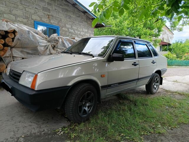 Сірий ВАЗ 21099, об'ємом двигуна 1.6 л та пробігом 203 тис. км за 1700 $, фото 1 на Automoto.ua