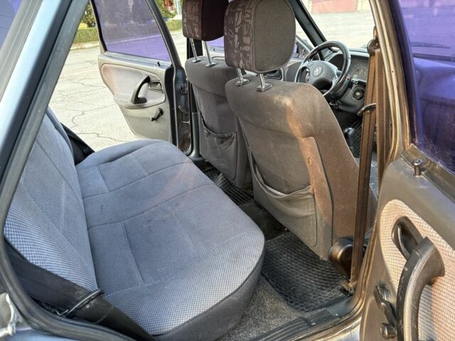 Серый ВАЗ 21099, объемом двигателя 1.6 л и пробегом 200 тыс. км за 1799 $, фото 11 на Automoto.ua