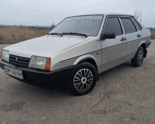 Сірий ВАЗ 21099, об'ємом двигуна 1.6 л та пробігом 192 тис. км за 1780 $, фото 5 на Automoto.ua