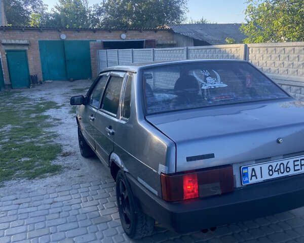 Сірий ВАЗ 21099, об'ємом двигуна 1.6 л та пробігом 189 тис. км за 1300 $, фото 2 на Automoto.ua