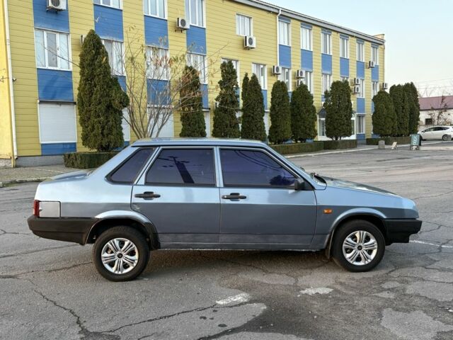 Серый ВАЗ 21099, объемом двигателя 1.6 л и пробегом 200 тыс. км за 1799 $, фото 6 на Automoto.ua