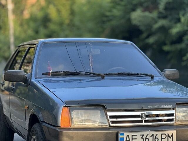 Сірий ВАЗ 21099, об'ємом двигуна 1.6 л та пробігом 190 тис. км за 1900 $, фото 5 на Automoto.ua