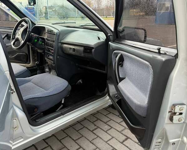 Серый ВАЗ 21099, объемом двигателя 1.6 л и пробегом 265 тыс. км за 2000 $, фото 24 на Automoto.ua