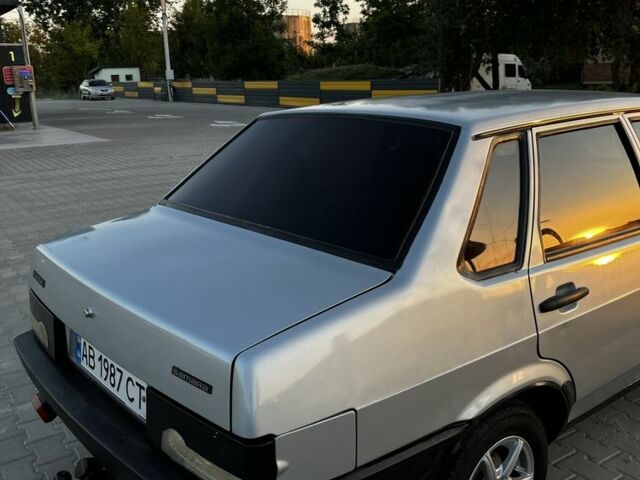 Сірий ВАЗ 21099, об'ємом двигуна 1.6 л та пробігом 161 тис. км за 1850 $, фото 2 на Automoto.ua