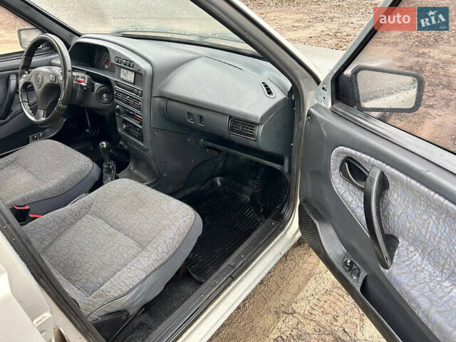 Серый ВАЗ 21099, объемом двигателя 1.6 л и пробегом 200 тыс. км за 2100 $, фото 16 на Automoto.ua