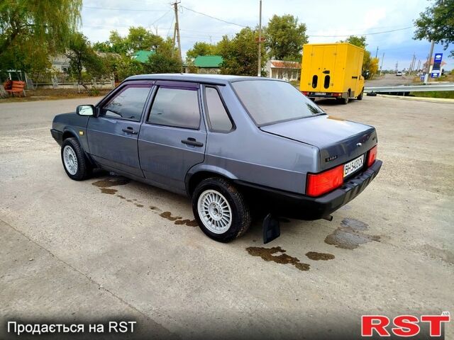 Сірий ВАЗ 21099, об'ємом двигуна 1.6 л та пробігом 152 тис. км за 2200 $, фото 3 на Automoto.ua