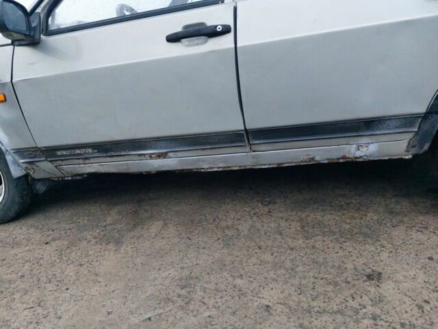 Сірий ВАЗ 21099, об'ємом двигуна 1.6 л та пробігом 163 тис. км за 650 $, фото 9 на Automoto.ua