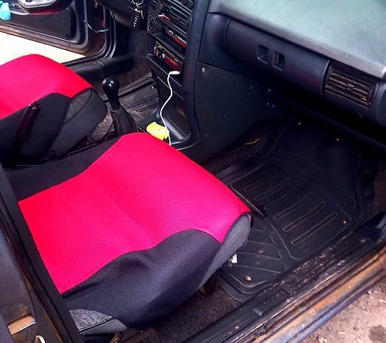 Сірий ВАЗ 21099, об'ємом двигуна 1.6 л та пробігом 280 тис. км за 1600 $, фото 6 на Automoto.ua