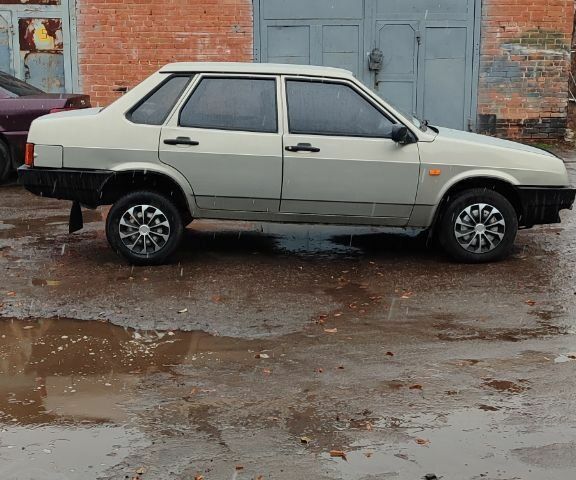 Серый ВАЗ 21099, объемом двигателя 0 л и пробегом 180 тыс. км за 1800 $, фото 4 на Automoto.ua